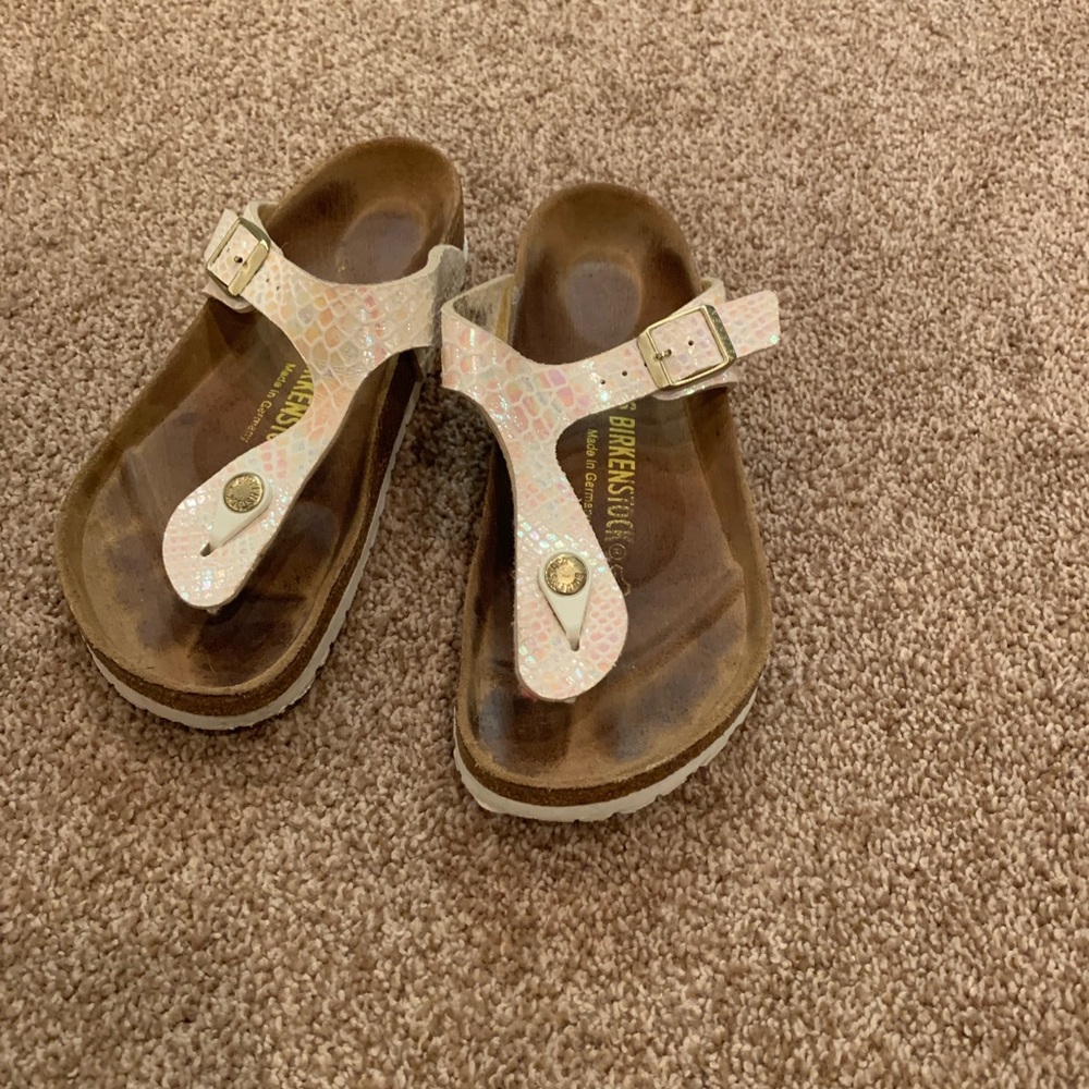 Size 6 white/iridescent birkenstocks